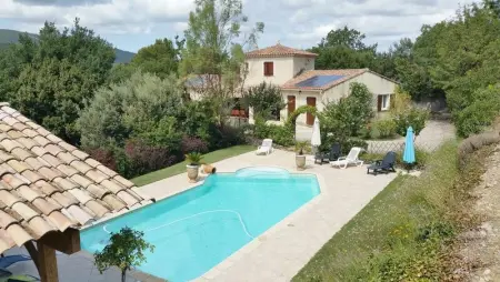 Villa à Malaucène, Villa de charme à Malaucène avec piscine privée - L1062345 - Photo 1