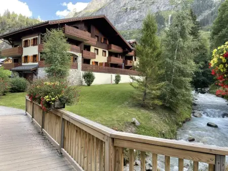 Appartement à Pralognan la Vanoise, Appartement accueillant à Pralognan-la-Vanoise avec balcon et vue - L1063190 - Photo 1