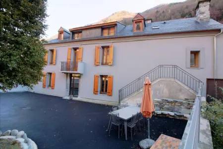 Maison à Cauterets, Maison familiale forestière à Cauterets avec vue montagne. - L1063344 - Photo 1