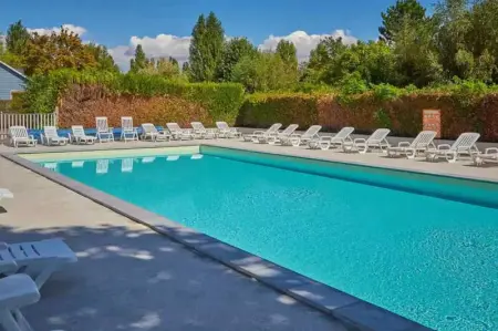 Bungalow à Ivry la Bataille, Bungalow charmant à Ivry-la-Bataille avec piscine partagée - L1065967 - Photo 1